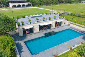 Beach Strip Villa